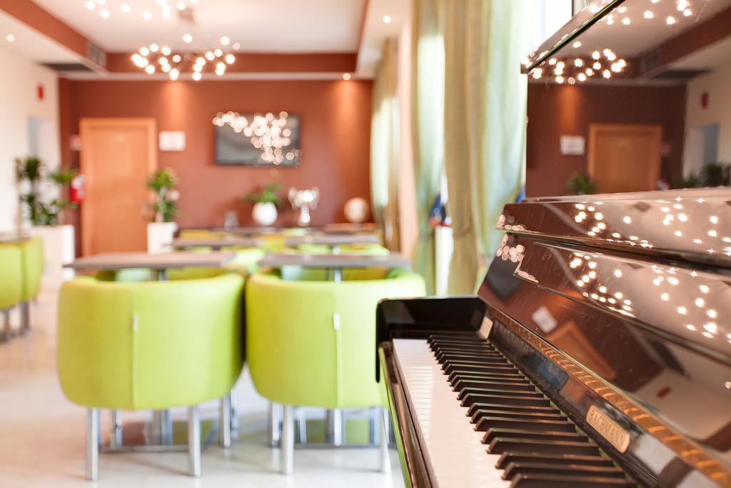 Hotel Souvenir Cervia Buitenkant foto
